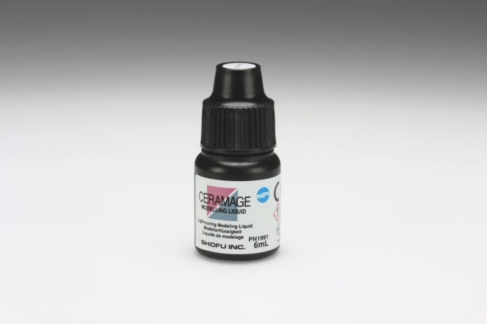 Лабораторен композит CERAMAGE - Modeling Liquid